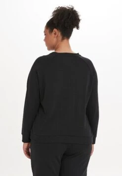 Sweater - Black -Endurance 08ce4ca7496f484cbe6c893f9ac0d4d3