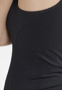 Endurance Top - Black 15 Endurance Top - Black -Endurance 129093efe83c470aa6919040339858e0