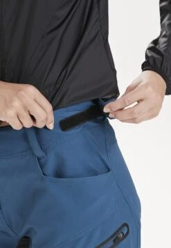 Endurance Jamilla W 2 In 1 Cycling Radspor - Korte Broeken -Poseidon -Endurance 1c06715b118a4e5284c253523cee076b