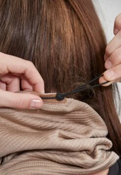 Endurance Nevier - Sjaal - Simply Taupe -Endurance 51a677eb3dec4e7f904dc76e3f1f9d16