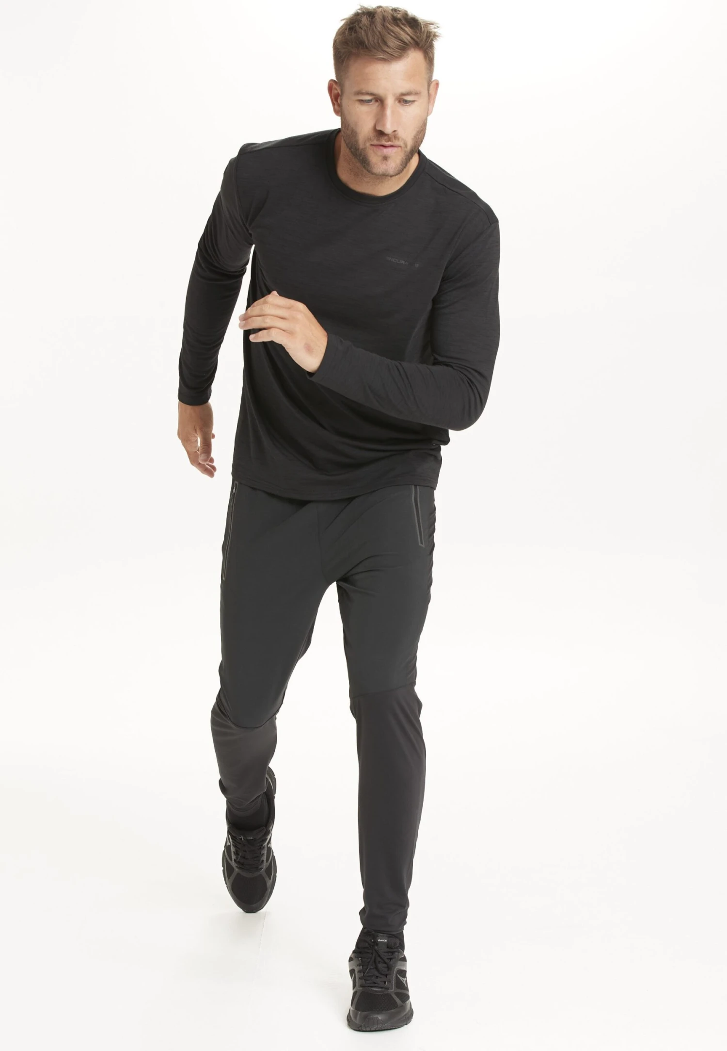 Endurance Longsleeve - Black 4 Endurance Longsleeve - Black - Afbeelding 2