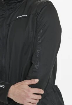 Endurance Sweater - 1001 Black -Endurance 88c847c976a3415ca90d94e779cde85c