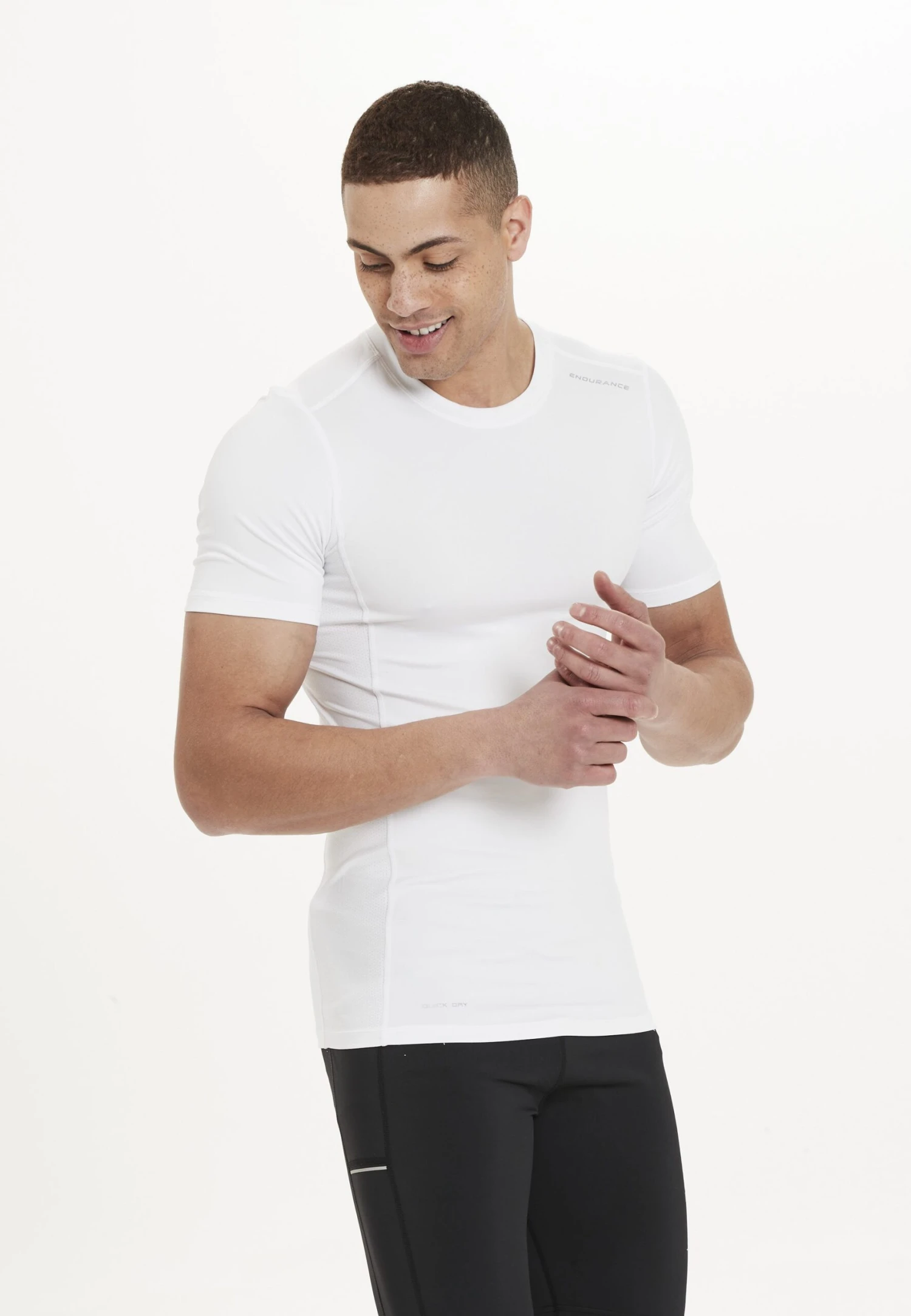 Endurance T-Shirt Basic - White 3 Endurance T-Shirt Basic - White