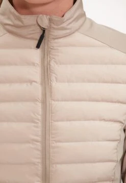 Endurance Sport- Outdoorjas - Taupe 13 Endurance Sport- Outdoorjas - Taupe -Endurance d0f4404b7eac465a84e1b07154090b5a