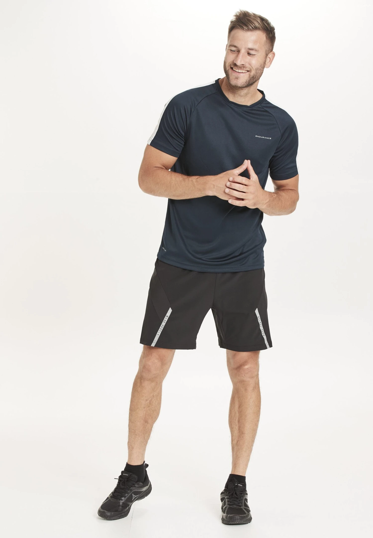Endurance Shorts - 1001 Black 3 Endurance Shorts - 1001 Black